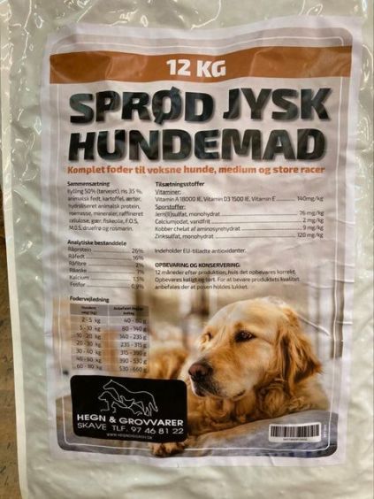 Vi forhandler hundefoder fra:​  ​Royal Canin. Kingsmoor original. Taste of Wild.  Sprød Jysk Hundemad.  Grovvarer hund, Wild Life Dog Care. diamond naturals, Carnivor adult og hvalp,  gårdhund land og fritid hundemad, . DaDo. Skave Hegn og Grovvare.